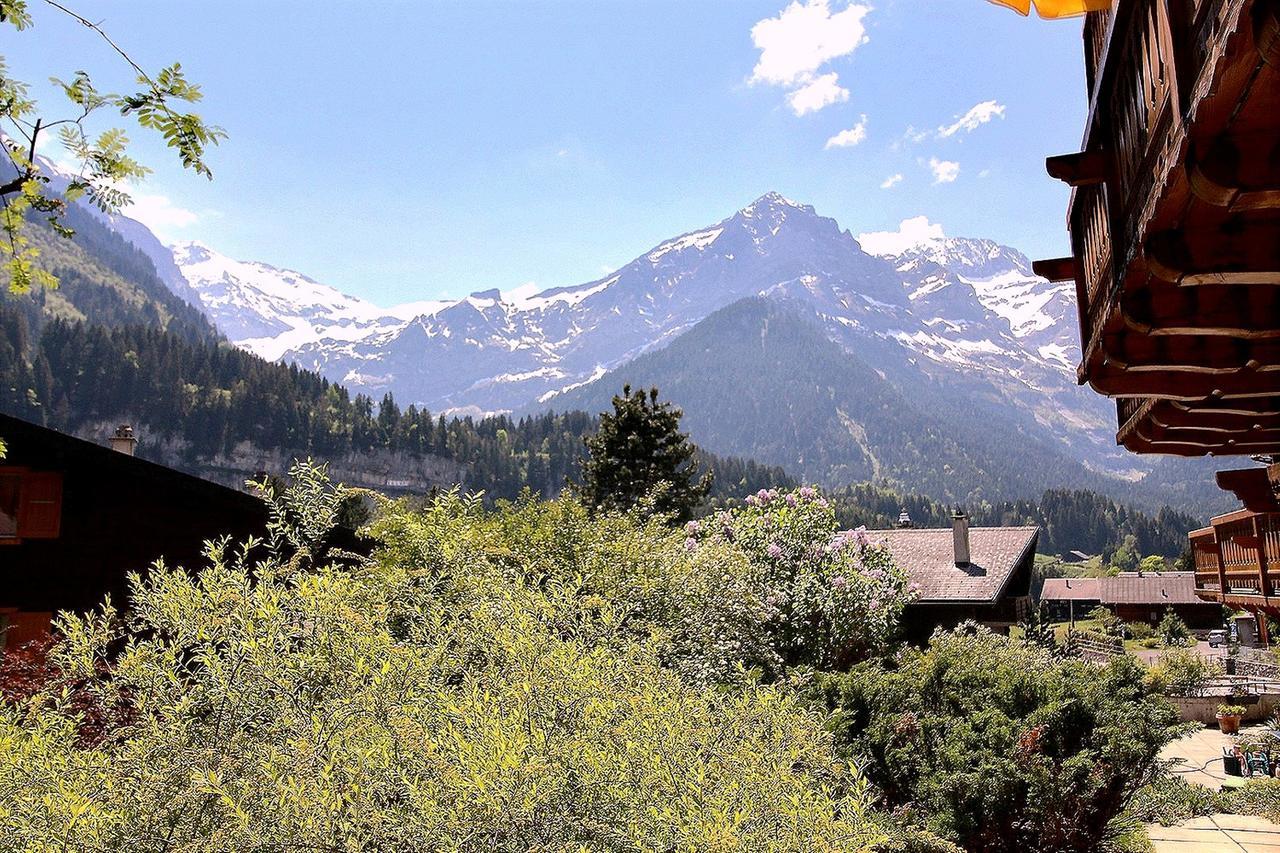 Celine 02 Hotel Champery Exterior photo